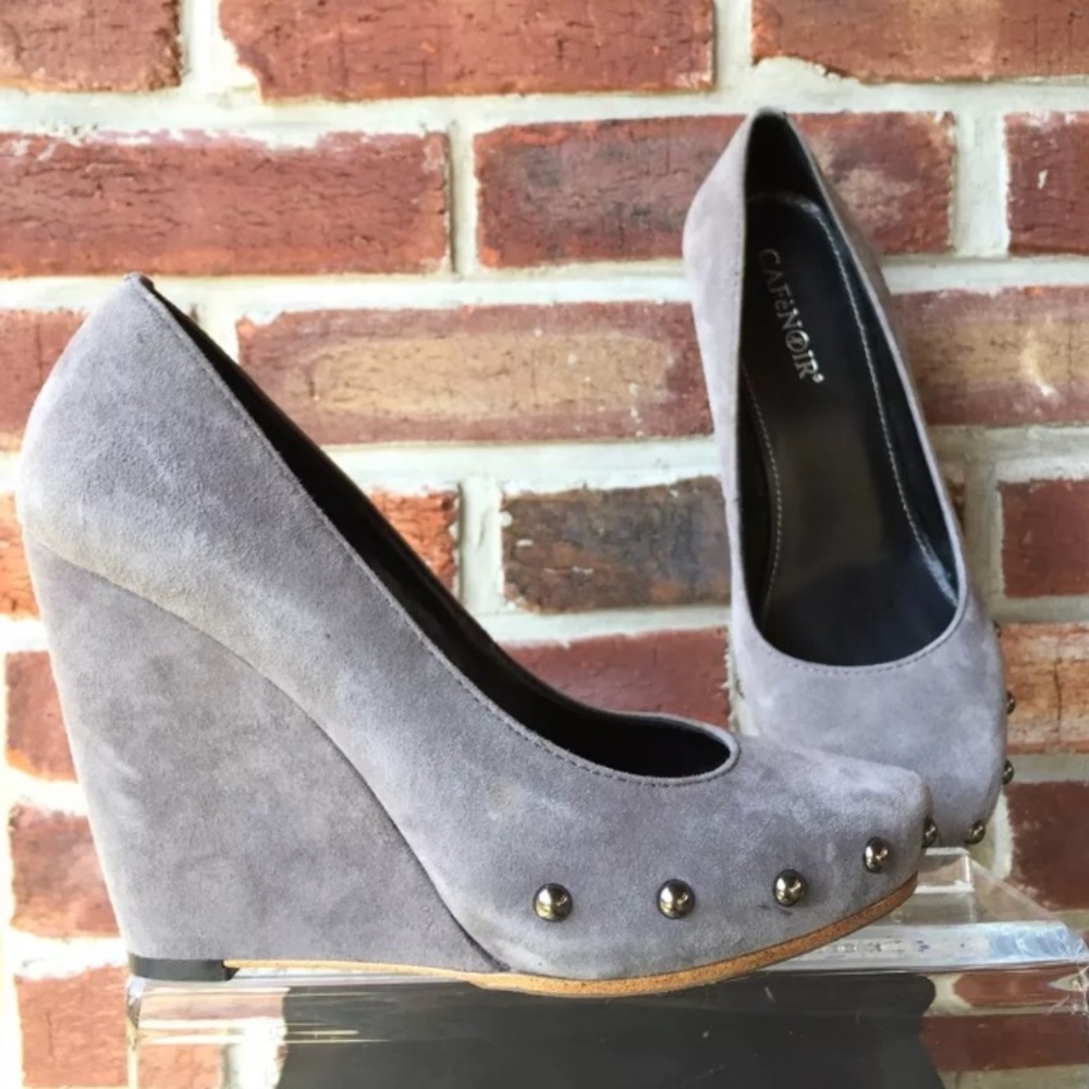 Cafe Noir Suede Wedge Pump Heels SZ 38/7 Gray RARE